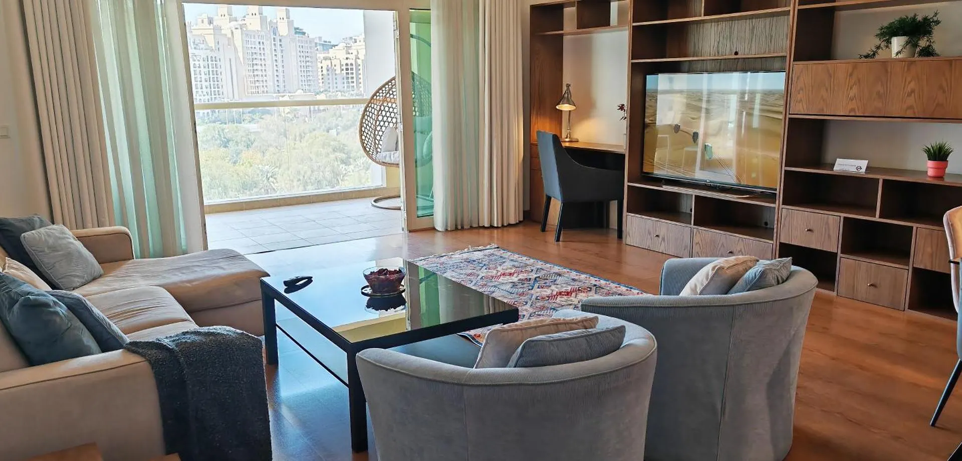 Apartman Seaside Serenity Residence Elegant 1Br Escape In Palm Jumeirah By La Buena Vida Holiday Homes Dubaj